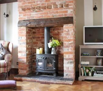 הוילה Abbots Bromley 1 High Street מראה חיצוני תמונה